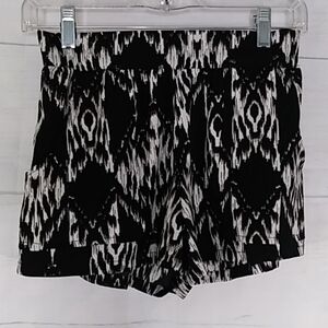 Deb High Waist Casual Shorts Sz S